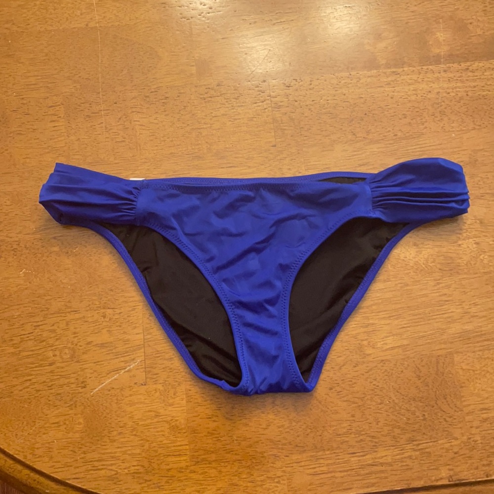 Victoria’s Secret bikini bottoms